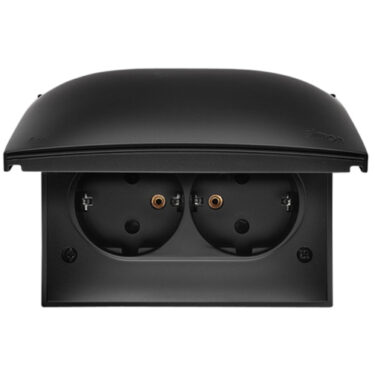 Simon Stikkontakt Dobbel Påvegg m/Jord IP44 16A X4 Skru Sort