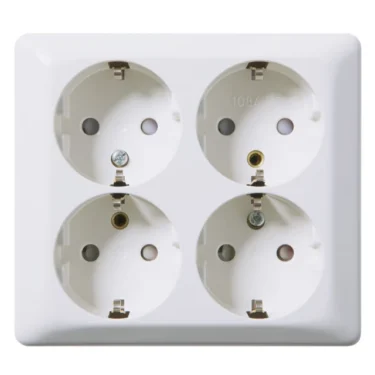 Elko 4-veis stikkontakt med jord påvegg RH
