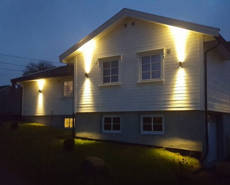 sg-armaturen-metro-vegglampe-ute-4