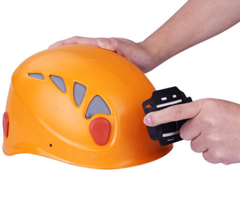 Fenix-hjelmfeste-til-hodelykt-ALG-03-2