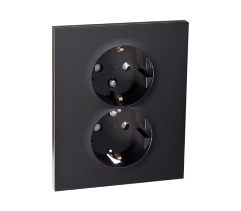 Plus dobbel stikk innf med jord Sort 2