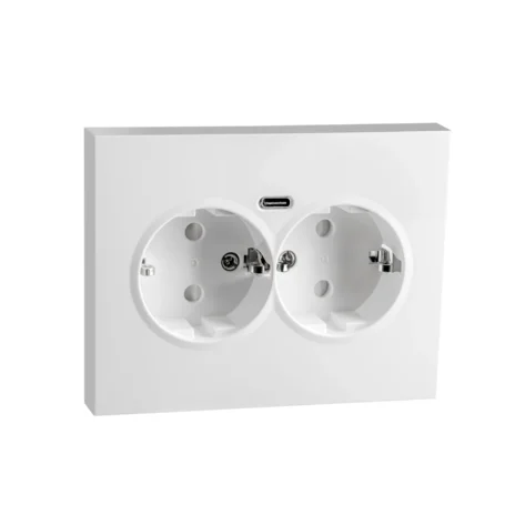 SG Stikkontakt Innfelt Dobbel 1.5 Med Jord USB-C Hvit